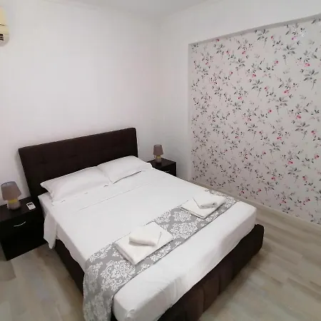 Must - Mackenzie Holiday Appartamento Larnaca